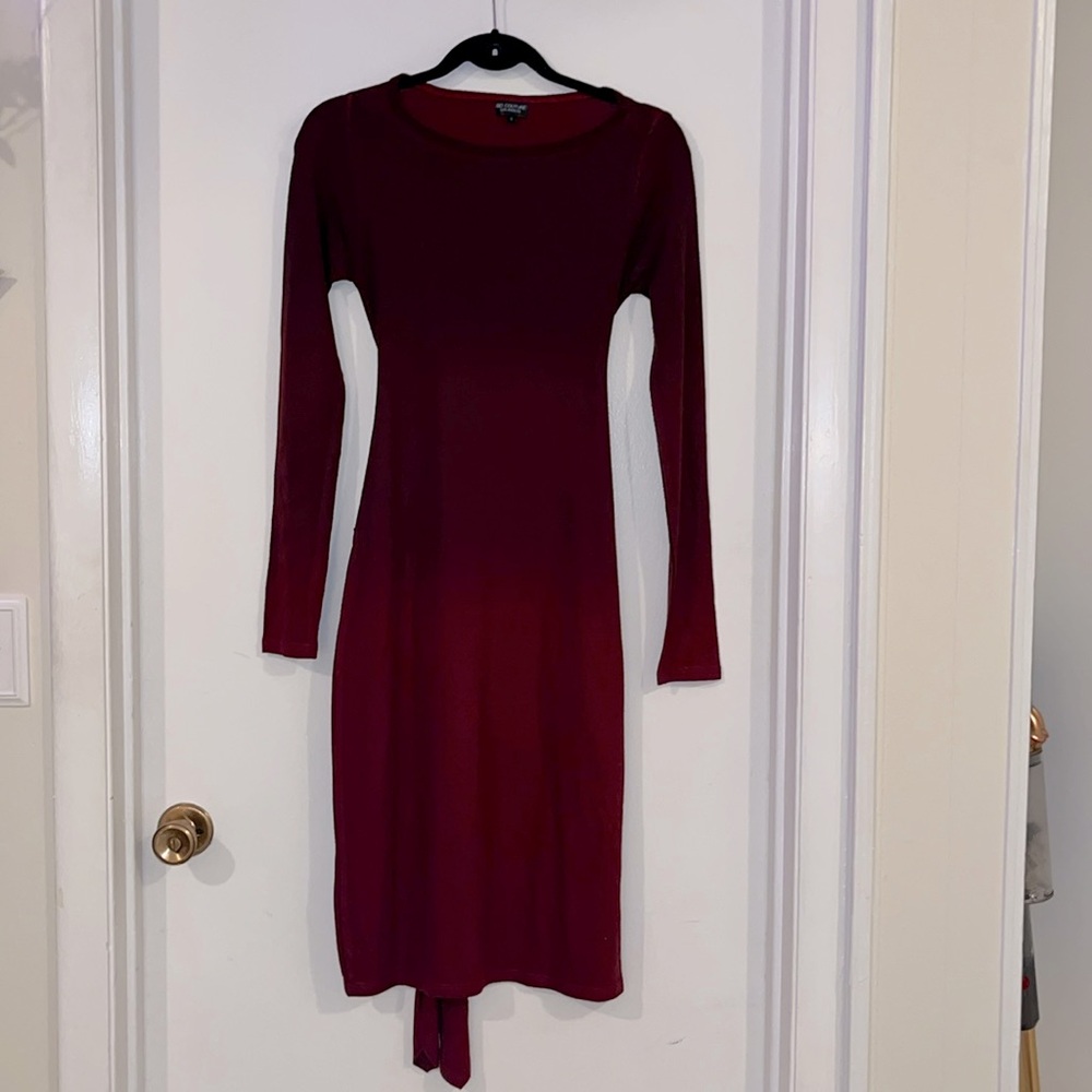 Go couture knit burgundy ombre sweater dress long sleeve. Tie back, size small